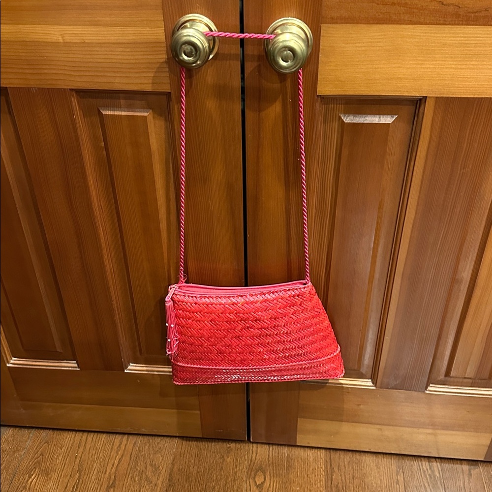 Pink vintage Glazed Straw Shoulder Bag Tote w fringed zip pull